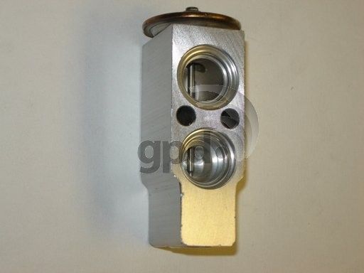 2002-2005 Kia Rio A/C Expansion Valve (Global Parts)