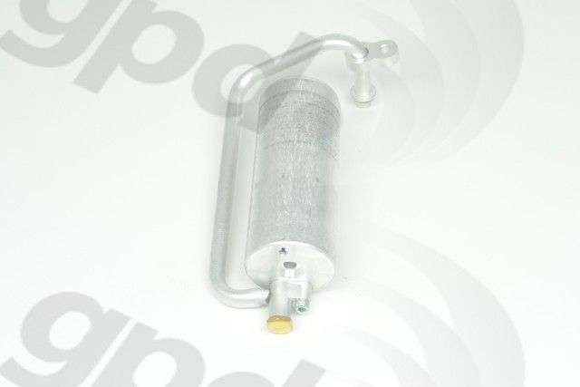 2003-2008 Pontiac Vibe A/C Accumulator (Global Parts)