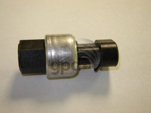 2007-2009 GMC Sierra A/C Clutch Cycle Switch (Global Parts)