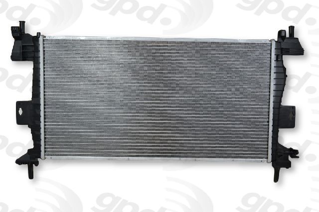 2012-2018 Ford Focus Radiator (Global Parts)