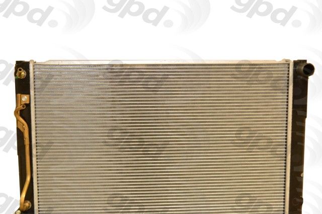 2006 Toyota Sienna Radiator (Global Parts)