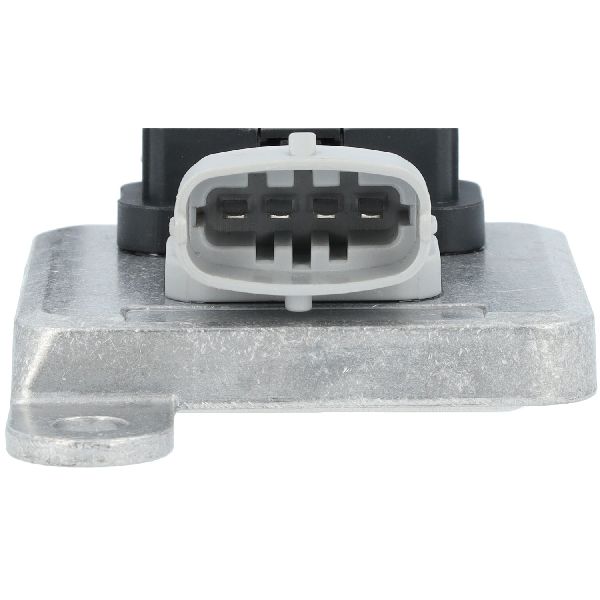 2010-2012 Volvo VNL Nitrogen Oxide (NOx) Sensor - Upstream (Global Parts)