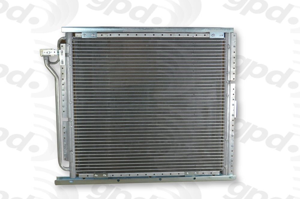 1995, 1994, 1993, 1992 BMW 320i A/C Condenser