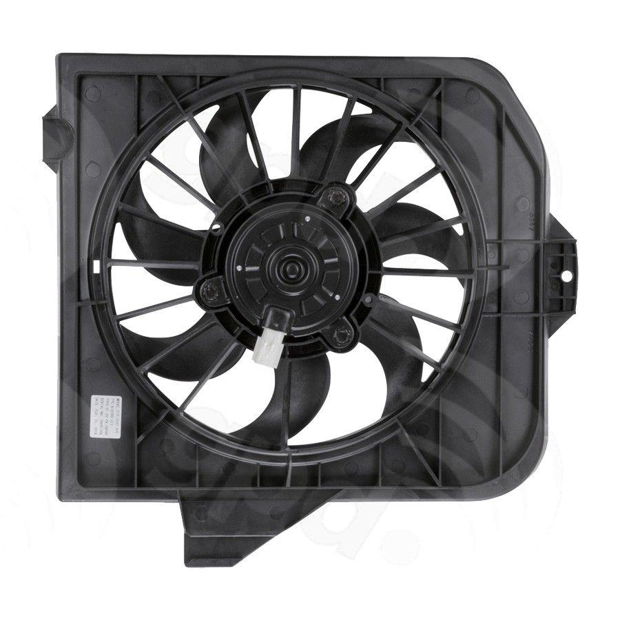 2005, 2004, 2003, 2002, 2001 Dodge Caravan Voyager Engine Cooling Fan Assembly