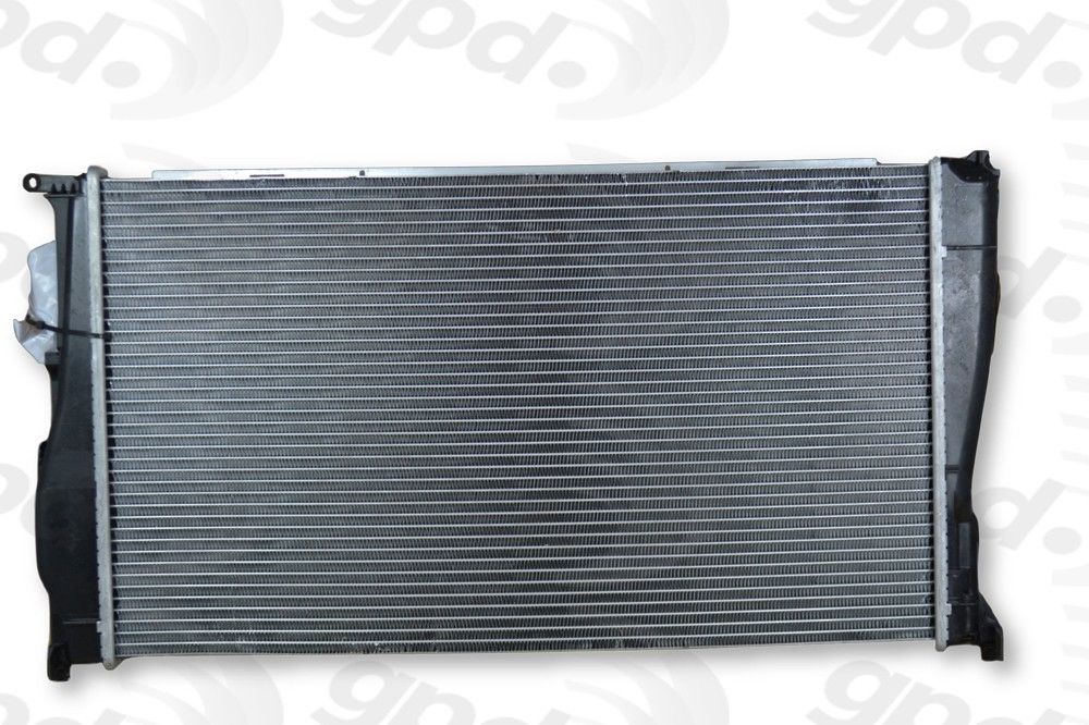 2009-2016 BMW 135i Radiator Global Parts