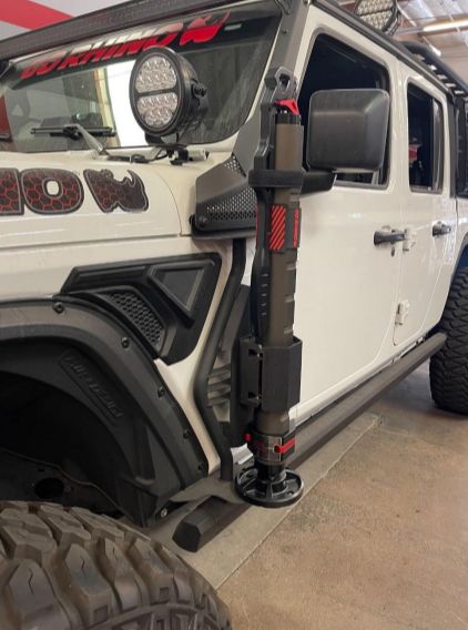 2025, 2024, 2023, 2022, 2021, 2020 Jeep Gladiator Jack Stowage Mount