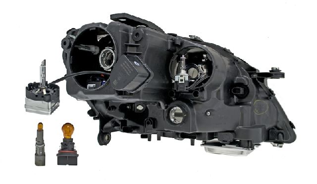2009-2011 Mercedes-Benz ML350 Headlight Assembly - Front Left (Hella)