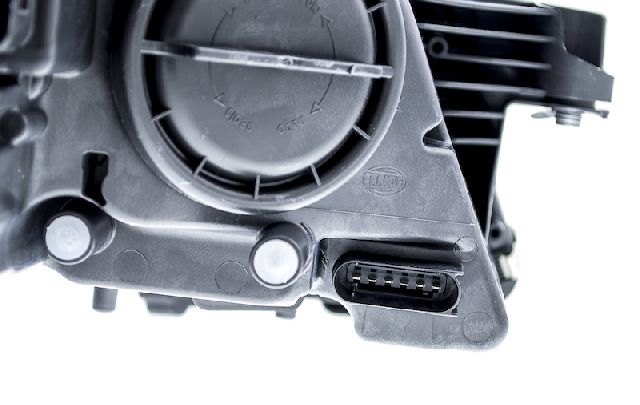 2007-2011 Mercedes-Benz CLS550 Headlight Assembly - Front Left (Hella)