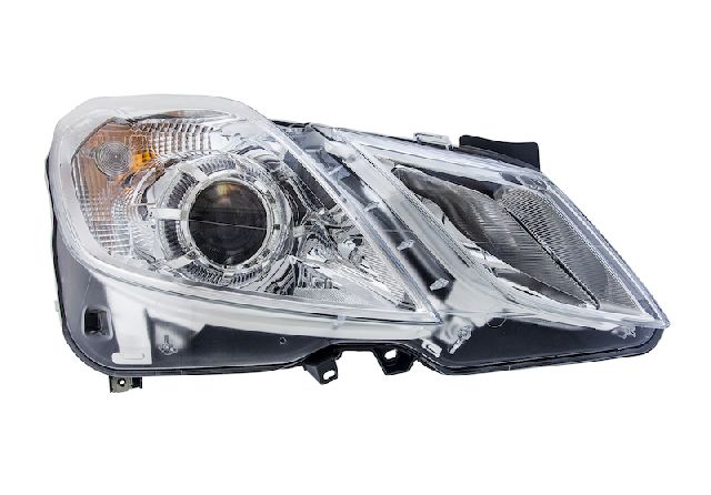 2013 Mercedes-Benz E500 Headlight Assembly - Front Right (Hella)