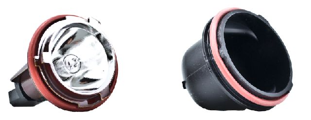 2004-2005 BMW 545i Parking Light Bulb Socket - Left or Right (Hella)