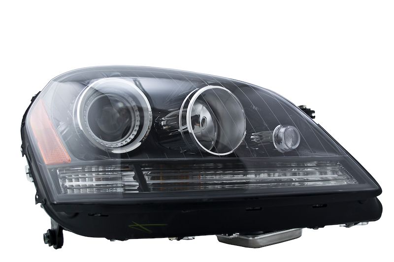 2009, 2008, 2007 Mercedes-Benz ML320 2007-2009 Mercedes-Benz ML320 Headlight Assembly