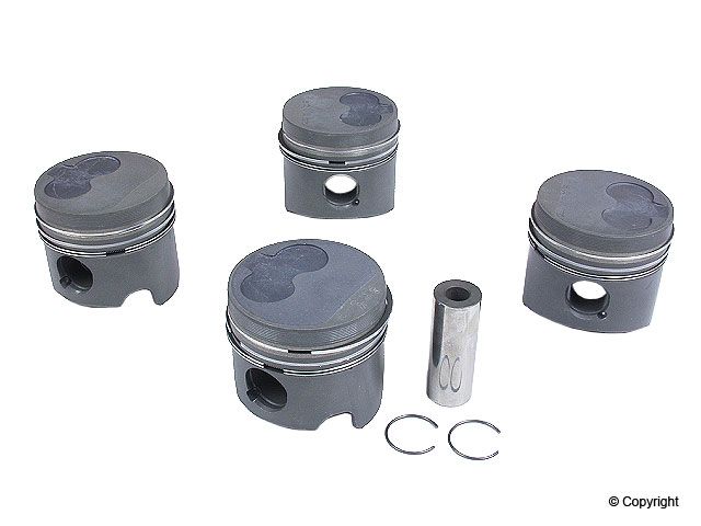1985, 1984, 1983 Volvo 760 Engine Piston