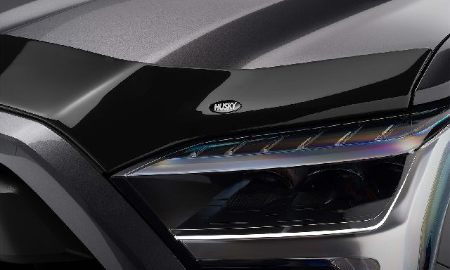 2010-2011 Toyota Prius Hood Deflector (Husky Liners)