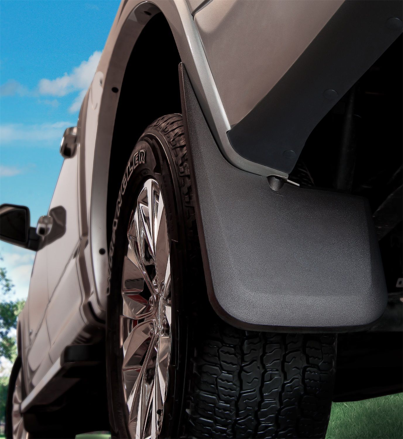 2012, 2011, 2010, 2009, 2008, 2007, 2006, 2005, 2004 GMC Canyon Mud Flap