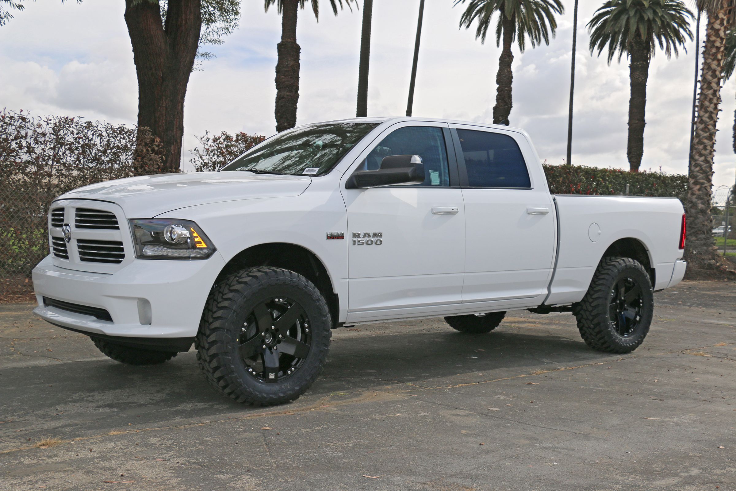 2019, 2018, 2017, 2016, 2015, 2014, 2013, 2012, 2011 Ram 1500 1500 Suspension Lift Kit