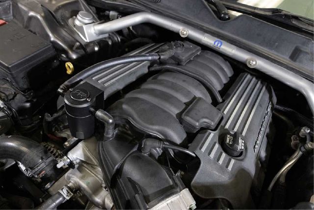 2012-2014 Chrysler 300 Engine Oil Separator (K&N)