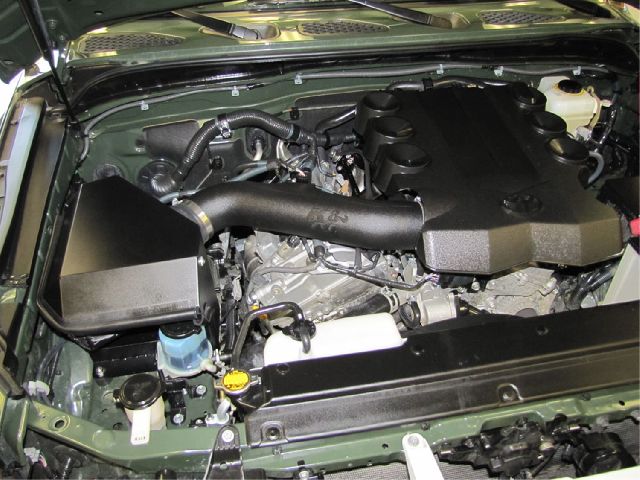 2010-2012 Toyota FJ Cruiser Air Intake Kit (K&N)