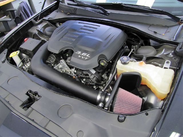 2011-2019 Chrysler 300 Air Intake Kit (K&N)
