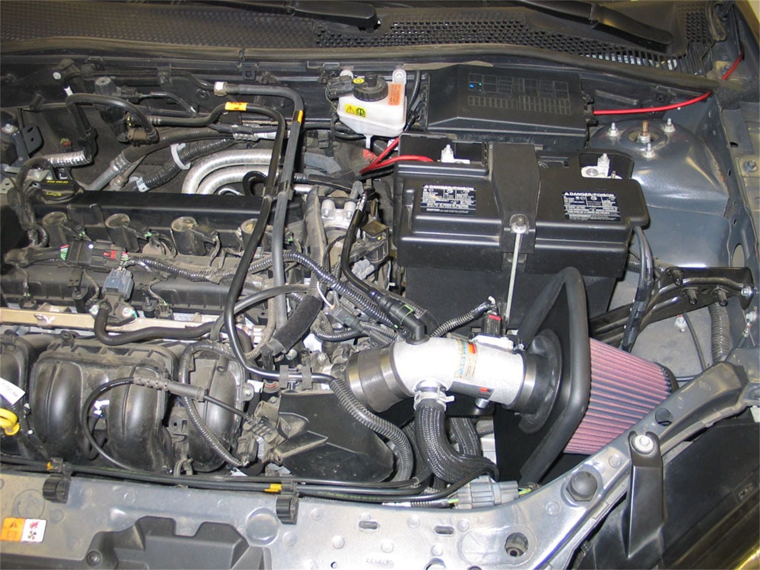 2009, 2008, 2007 Ford Focus Air Intake Kit