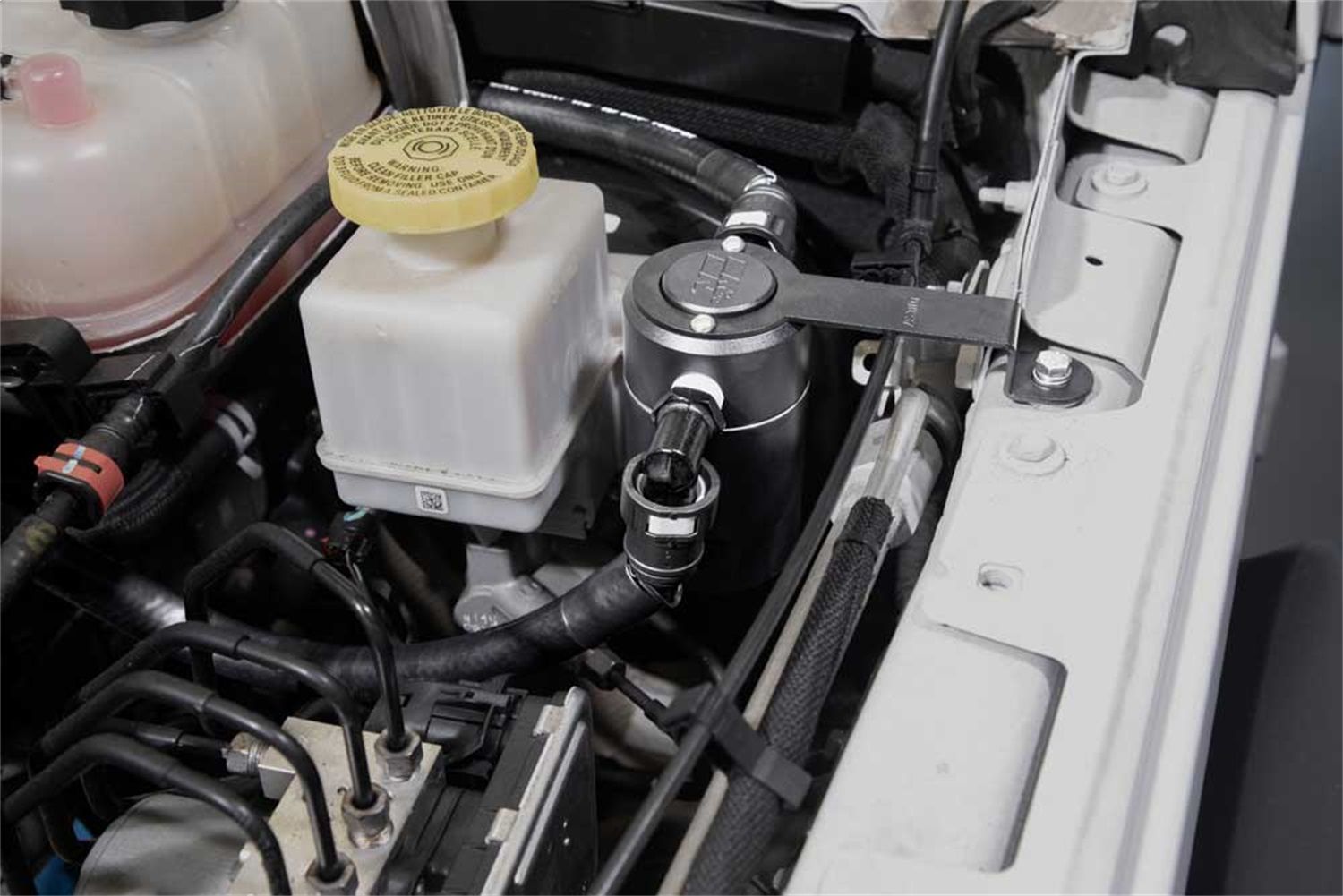 2024, 2023, 2022, 2021, 2020, 2019, 2018 Jeep Wrangler Engine Oil Separator