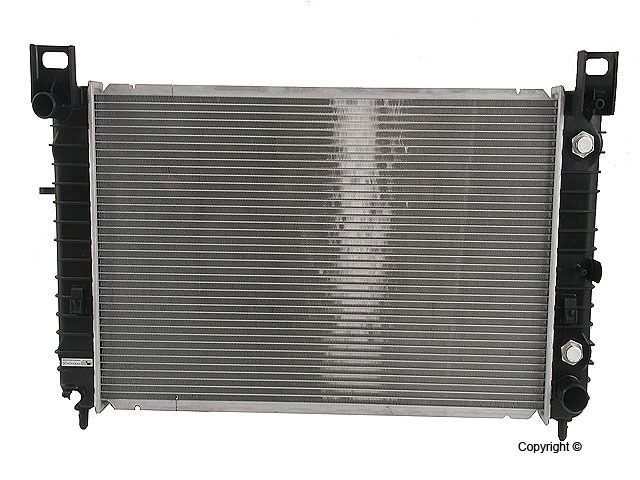 1999-2000 GMC Sierra 2500 Radiator (Koyorad)
