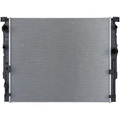2016-2018 BMW 740i Radiator (LKQ)