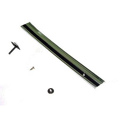 1979-1980 GMC C1500 Fender Molding - Front Right Lower (LKQ)