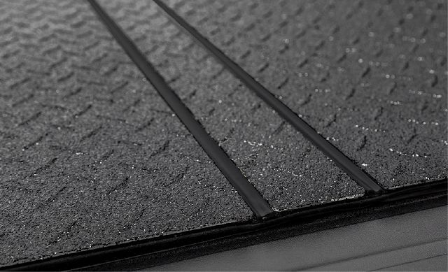 2019-2023 Ram 1500 Classic Tonneau Cover (LOMAX Covers)