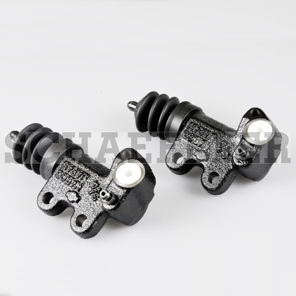 2003-2004 INFINITI G35 Clutch Slave Cylinder (LuK)
