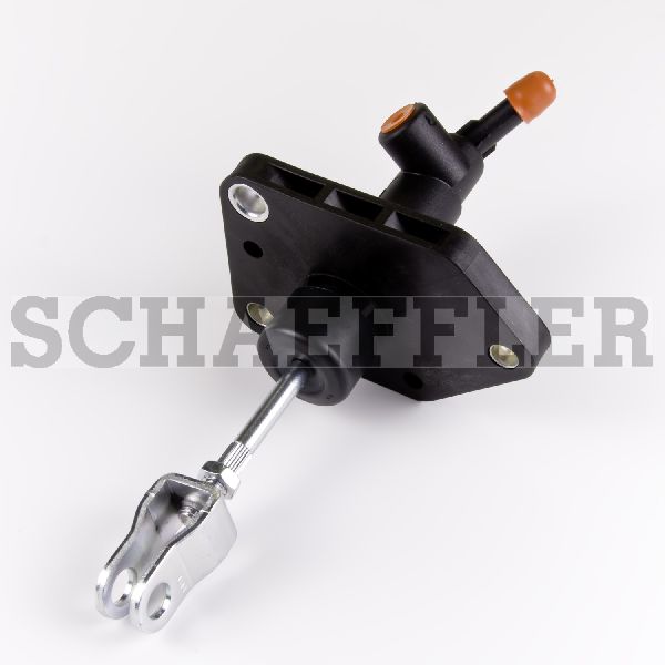 2001-2004 Hyundai Santa Fe Clutch Master Cylinder (LuK)