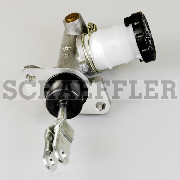 1979-1982 Nissan 310 Clutch Master Cylinder (LuK)