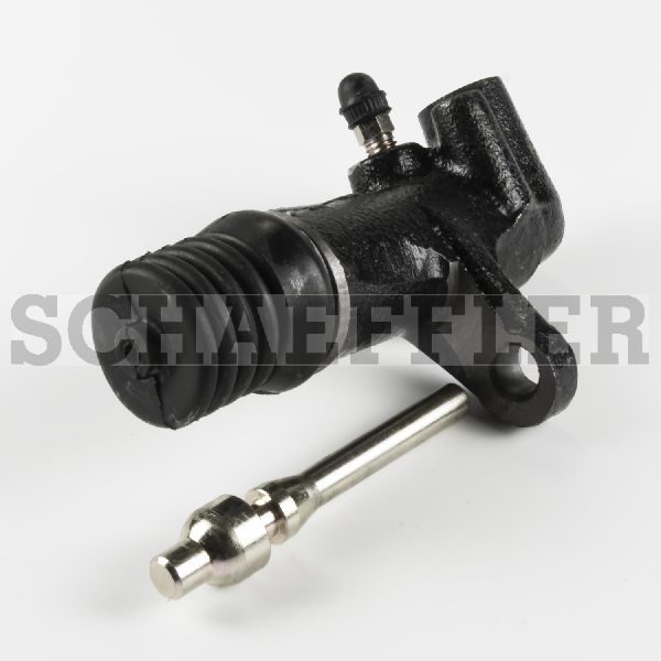 1988-1995 Isuzu Pickup Clutch Slave Cylinder (LuK)