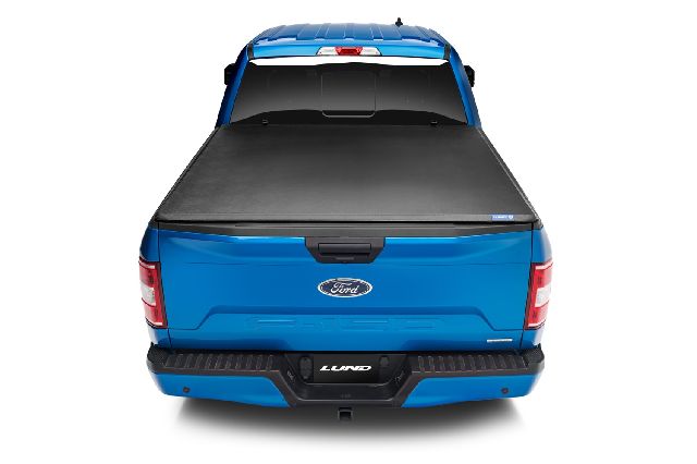 2022-2024 Nissan Frontier Tonneau Cover (Lund)