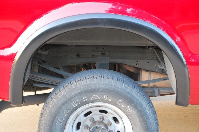 1999 Ford F-250 Fender Flare (Lund)