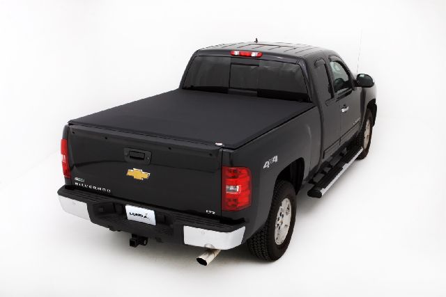2007-2014 GMC Sierra 2500 HD Tonneau Cover (Lund)