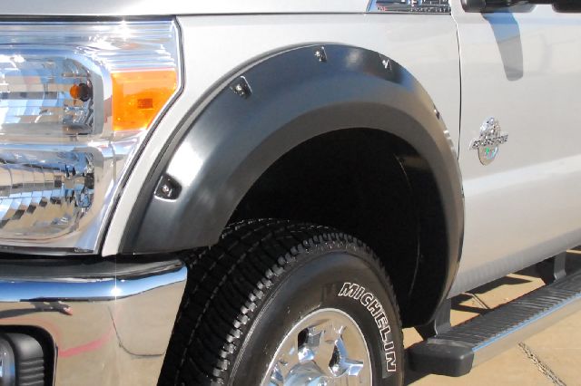 2011-2016 Ford F-250 Super Duty Fender Flare (Lund)