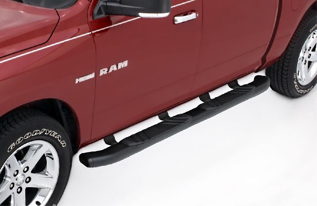 2011-2015 Ram 1500 Step Nerf Bar (Lund)