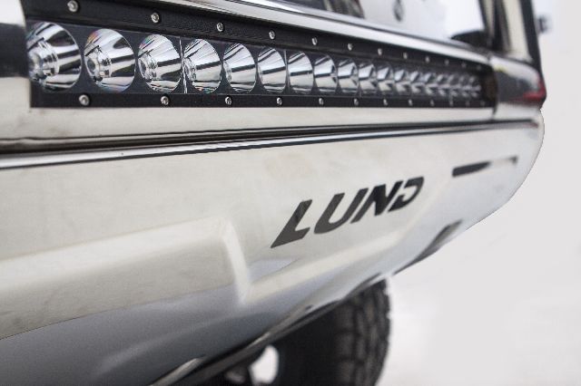 2011-2019 GMC Sierra 2500 HD Grille Guard (Lund)