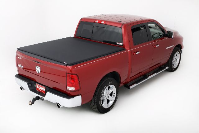 2019-2021 Ram 1500 Classic Tonneau Cover (Lund)