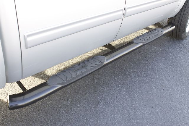 2001-2006 GMC Sierra 3500 Step Nerf Bar (Lund)