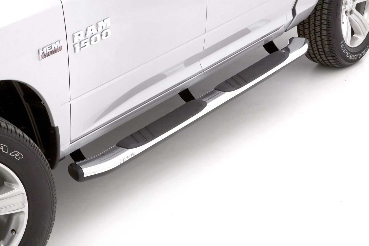 2022, 2021, 2020, 2019, 2018, 2017, 2016, 2015, 2014, 2013, 2012, 2011 Ram 3500 1500 Step Nerf Bar