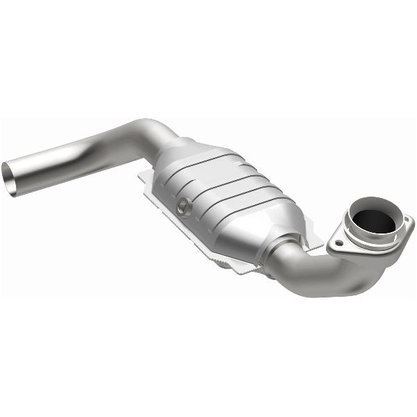 2005-2006 Ford Expedition Catalytic Converter - Left (MagnaFlow Performance Exhaust)