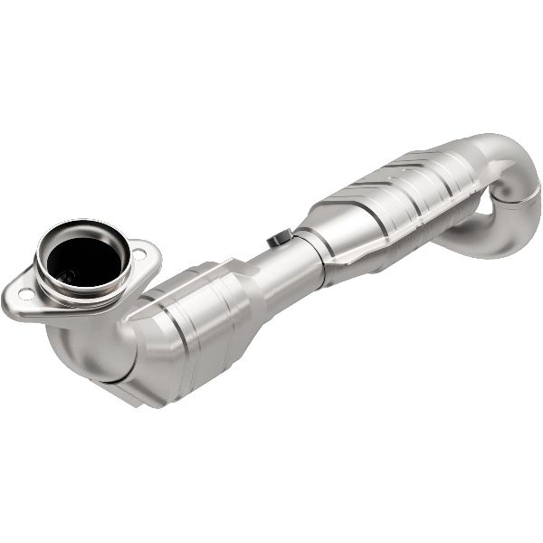 2003-2004 Ford Expedition Catalytic Converter - Left (MagnaFlow Performance Exhaust)