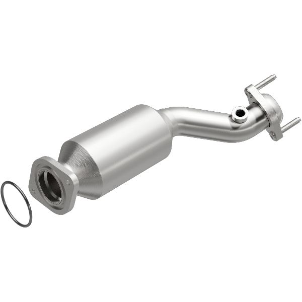 2005-2007 Ford Freestyle Catalytic Converter - Front Rearward (MagnaFlow Performance Exhaust)