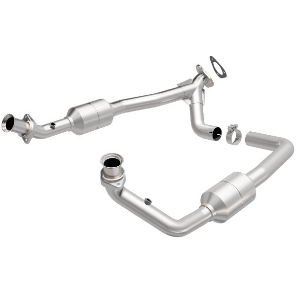 2003 Ford E-150 Catalytic Converter - Front (Magnaflow)