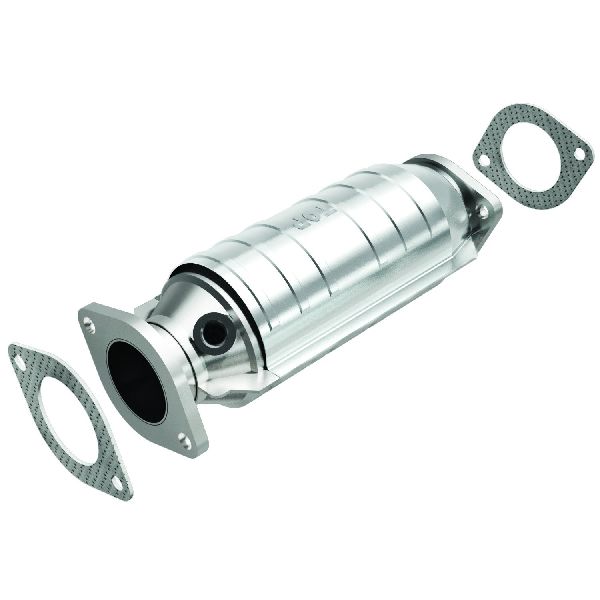 1996-1997 Nissan Altima Catalytic Converter (Magnaflow)