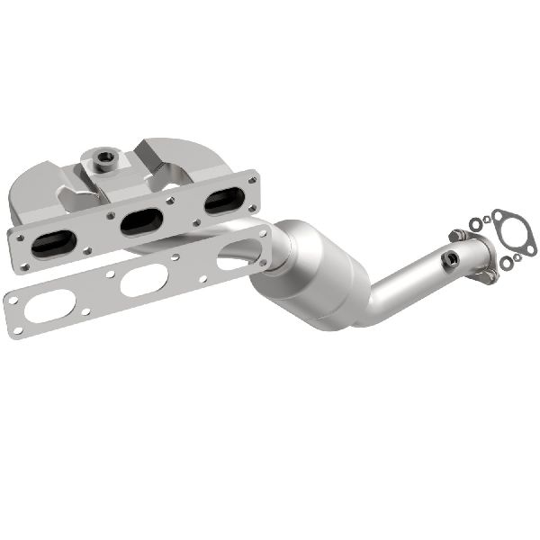 2004-2005 BMW 525i Catalytic Converter with Integrated Exhaust Manifo - Front (Magnaflow)
