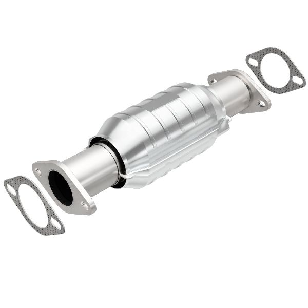 2003-2006 Kia Sorento Catalytic Converter - Rear (Magnaflow)