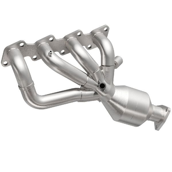 1998-1999 Nissan Frontier Catalytic Converter with Integrated Exhaust Manifo - Front (Magnaflow)