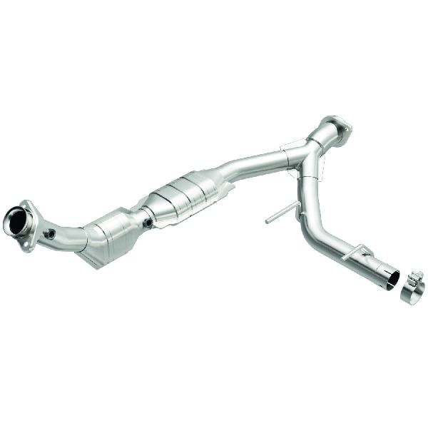 2003-2004 Ford Expedition Catalytic Converter - Right (Magnaflow)